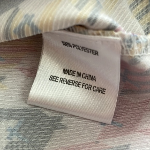 Vicky and Lukas Houndstooth Button Down Top Medium Red/yellow/blue/black/white - Picture 7 of 9